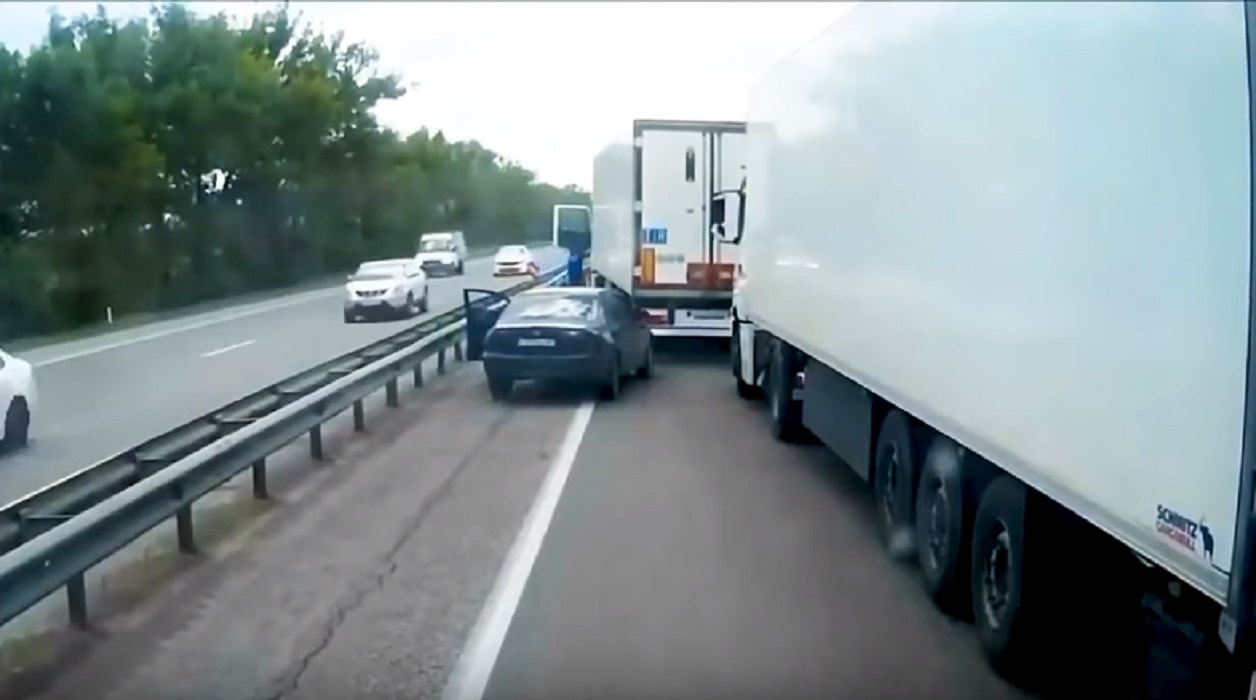 camionista-dito-medio