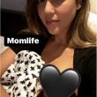 momlife-jessica-alba-allatta