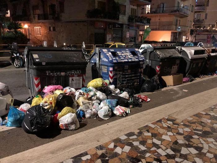 rifiuti-roma-raggi-emilia