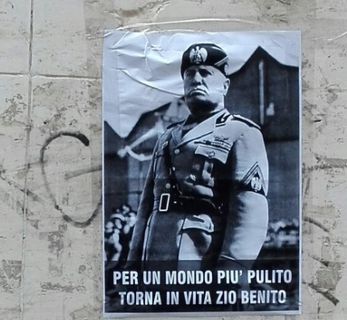 Polemica a Rimini per dei manifesti con il volto di Benito Mussolini