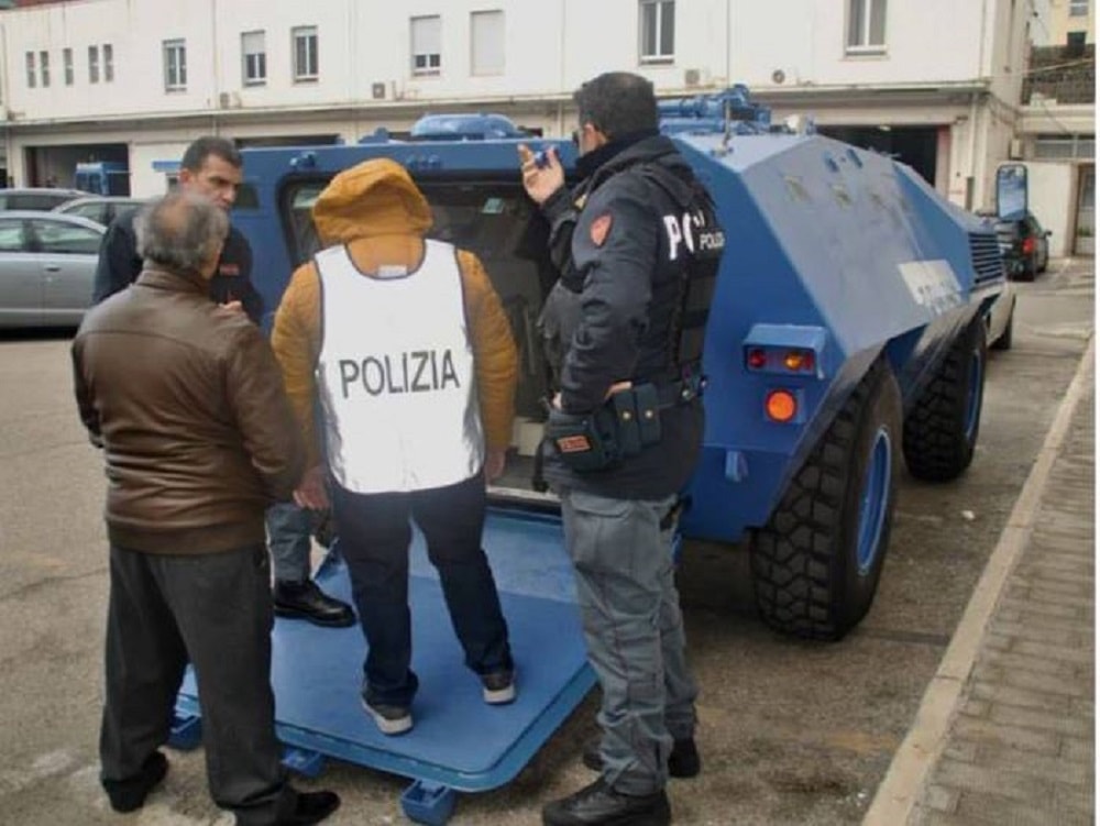 Taranto, poliziotto per un giorno: coronato il sogno di un grave malato