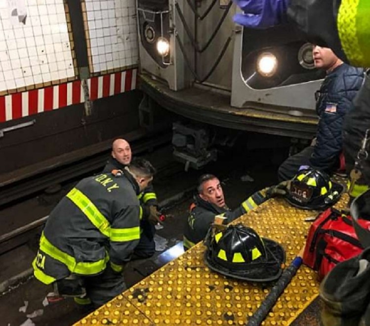 ragazza-svenuta-pompieri