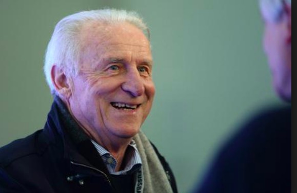 trapattoni-bacio-moglie-foto