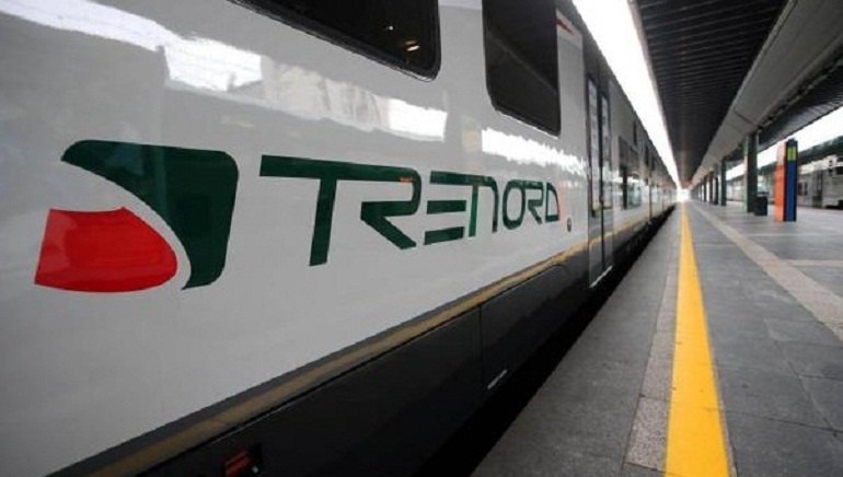 Trenord, linea Treviglio-Milano: bus sostitutivi e treni cancellati. Tutte le informazioni utili (foto Ansa)