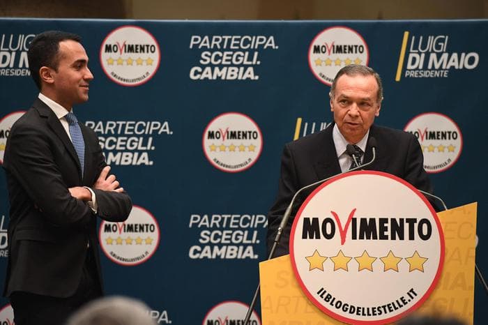 L'ammiraglio Rinaldo Veri, candidato M5s, si ritira