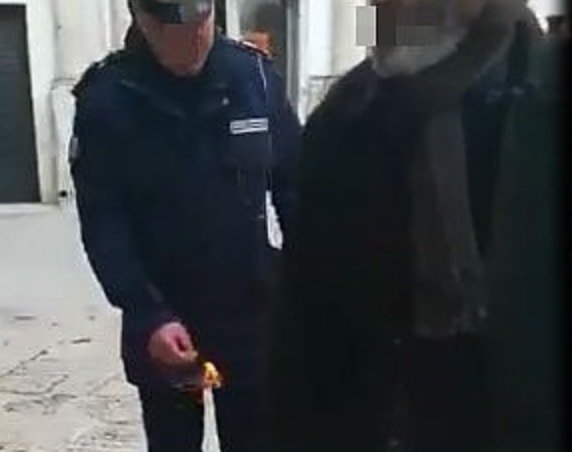 vigile-disabile-petardo