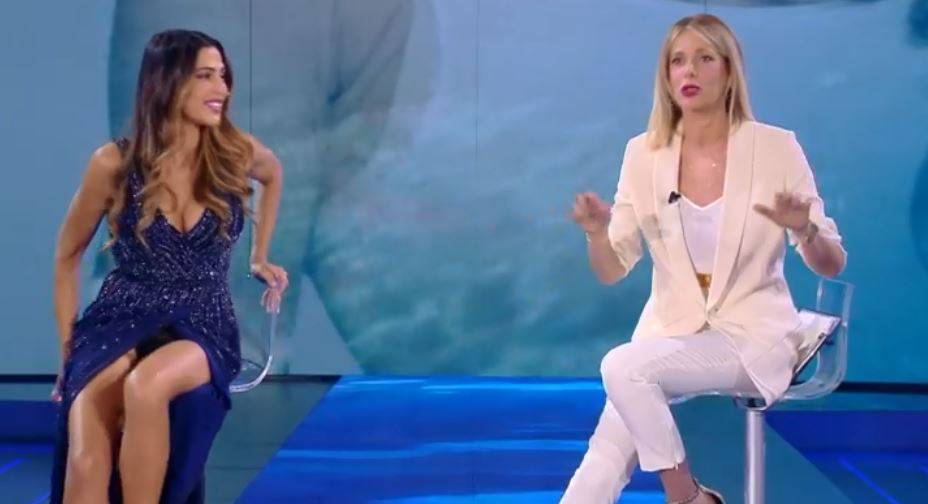 Alessia Marcuzzi isola