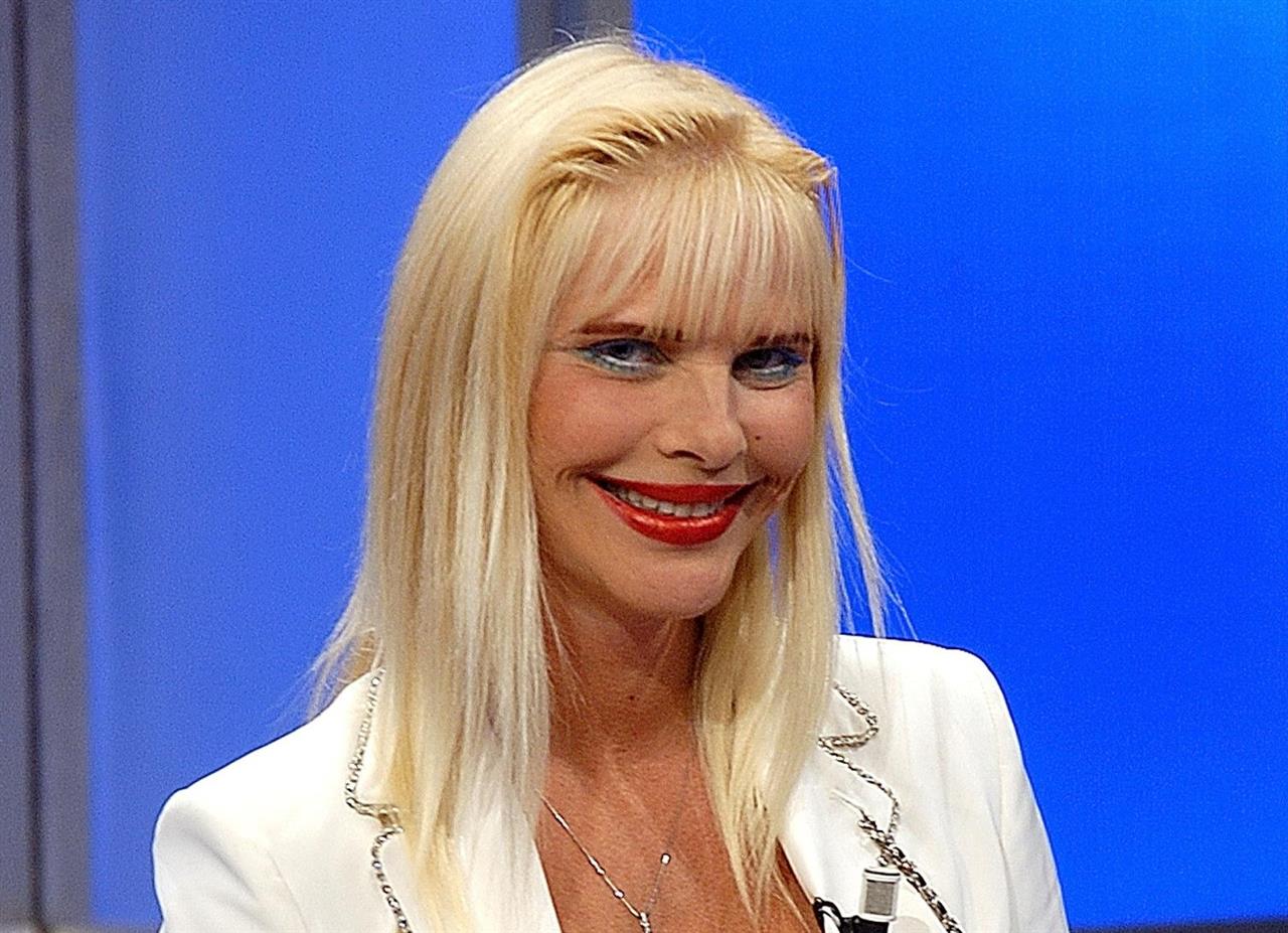 Ilona Staller, scherzo di Rds