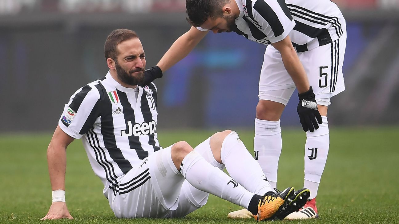 juventus higuain fuori