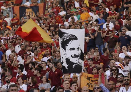 Verona-Roma, tafferugli prima della partita: fermati 21 ultras romani