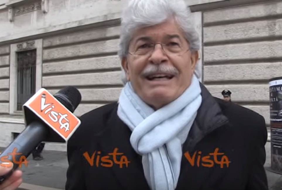 Razzi, lo sfogo: "Ho detto no a Forza Italia, morto un Papa se ne fa un altro"