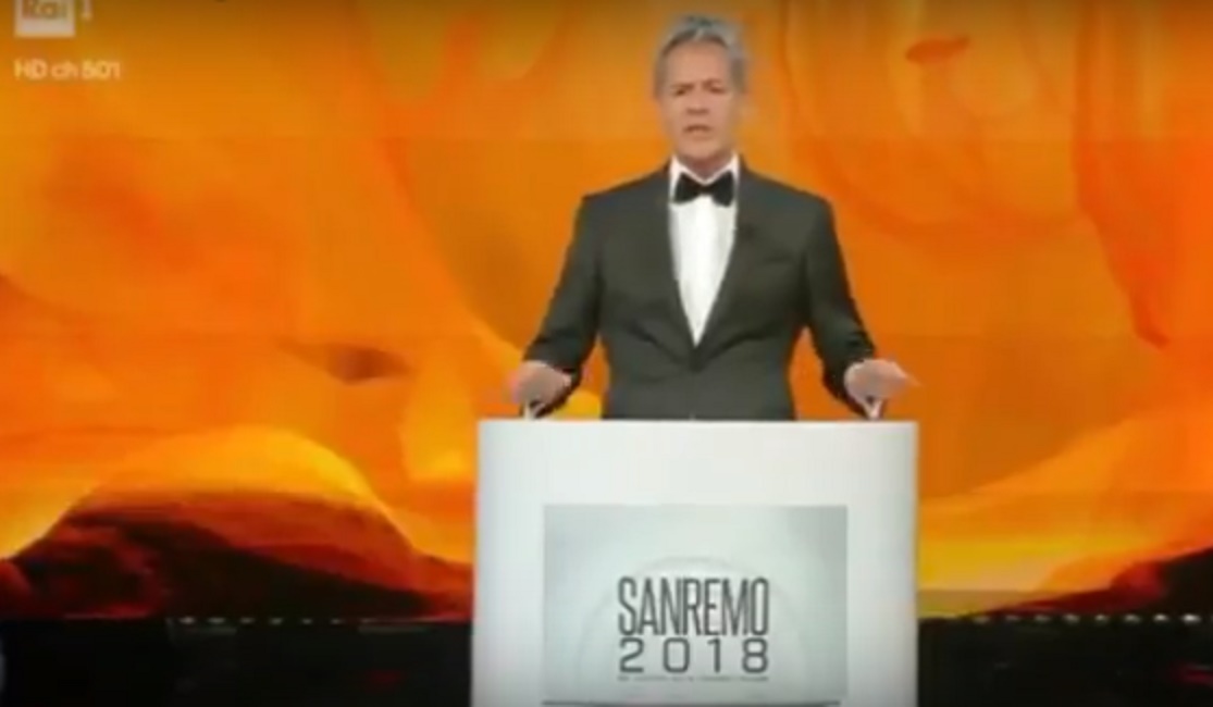 Festival di Sanremo, Baglioni imita Mussolini: scoppia la polemica