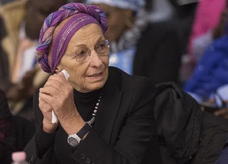 Appello ai giovani di Emma Bonino: "Andate a votare, non siete stati bravi voi a nascere in Italia"
