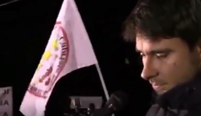 Di Battista ad Arcore: "Berlusconi ha pagato Cosa Nostra, dovrebbe stare il galera". E Silvio lo querela