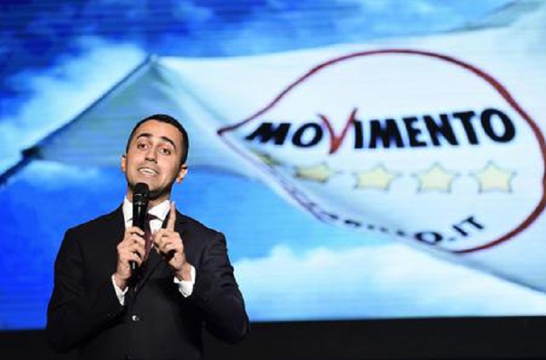 YOUTUBE Elezioni 2018. Luigi Di Maio e il caso rimborsopoli: "Solo poche mele marce"
