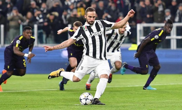 higuain critiche juventus tottenham