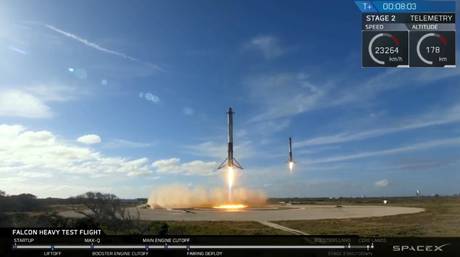 La missione spaziale continua, ma il razzo Falcon Heavy è caduto nell'Atlantico
