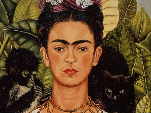 Il celebre Autoritratto di Frida Kahlo esposto al Mudec di Milano