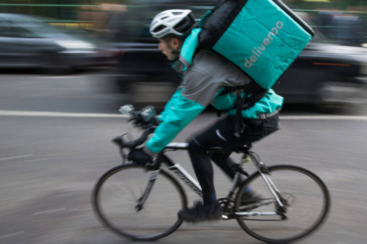 Lavoretti, prestazioni occasionali: dal baby sitting alle consegne, la gig economy