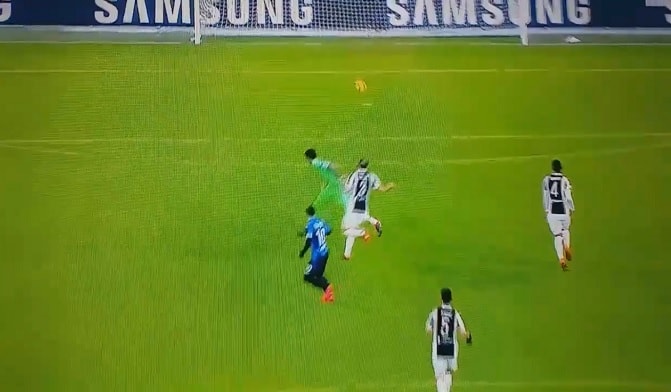 alejandro gomez palo juventus