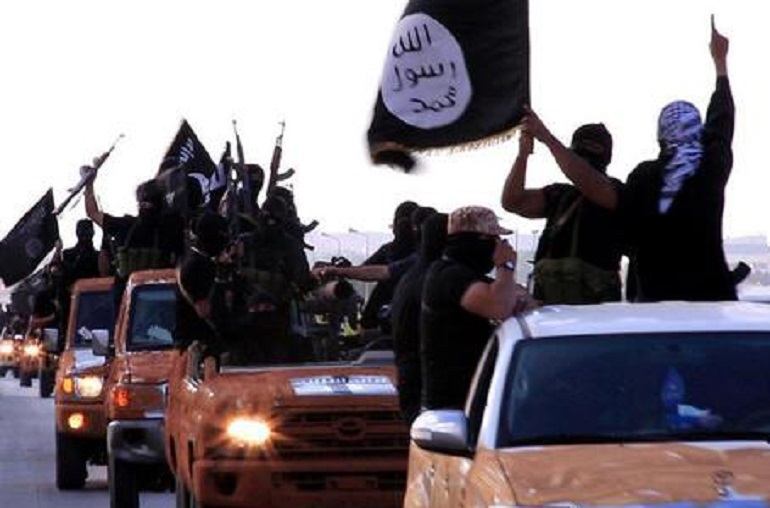 I miliziani dell'Isis (foto Ansa)