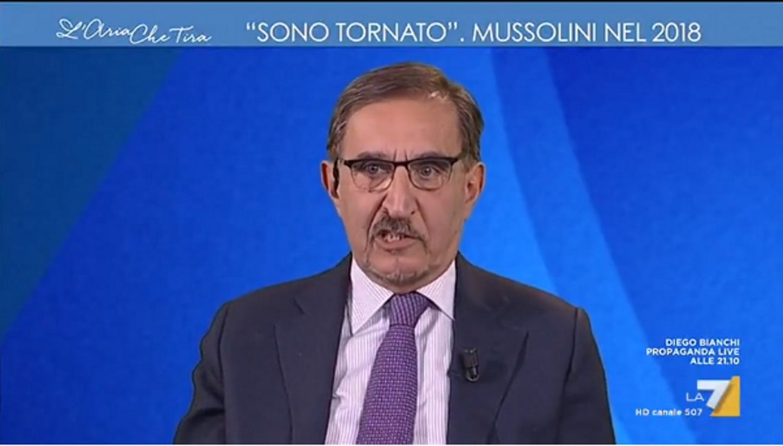 Ignazio La Russa, lapsis da ridere: "Vado spesso al cinema, sono...cinofilo" VIDEO