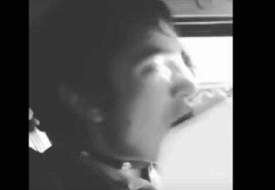 Festival di Sanremo 2018, Lo Stato Sociale canta con l'elio nel palloncino