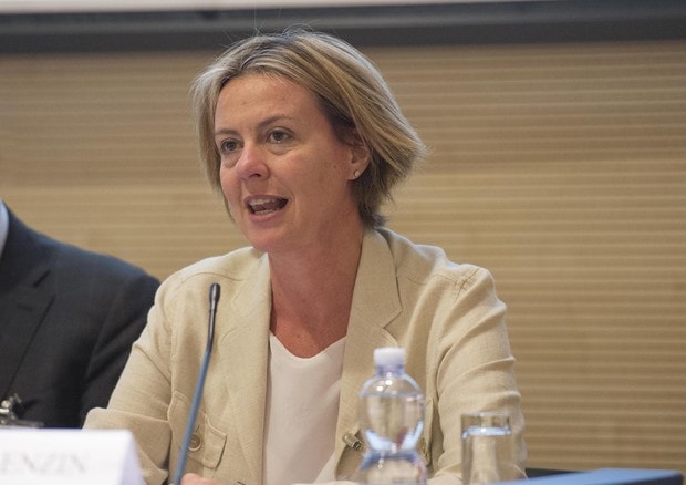 Lorenzin: "Sanzioni alle famiglie che negano i vaccini per motivi ideologici"
