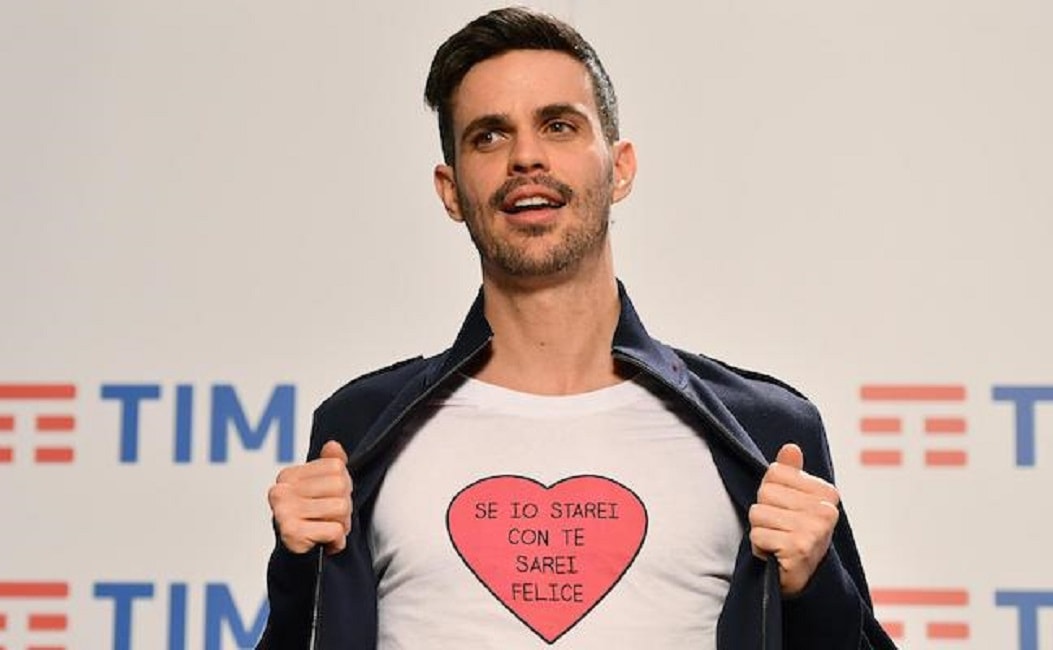 Festival di Sanremo 2018, Lorenzo Baglioni canta Il congiuntivo: testo e video