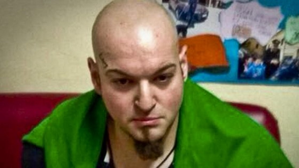 Macerata, Luca Traini in isolamento. Legale: "Incapace di intendere"cere. In casa trovato il Mein Kampf