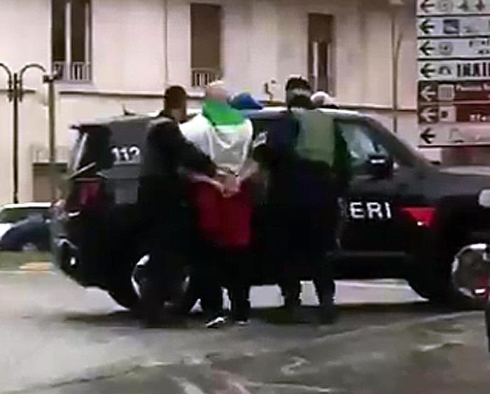 Sondaggi: il gesto di Luca Traini a Macerata porta voti ai partiti che vogliono cacciare gli immigrati