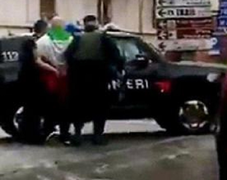 L'arresto di Luca Traini (foto Ansa)