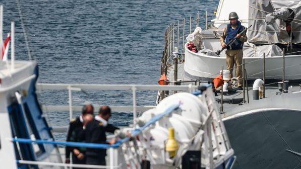 Guardiacoste turca sperona quella greca nel mar Egeo. Ankara-Atene, sale la tensione