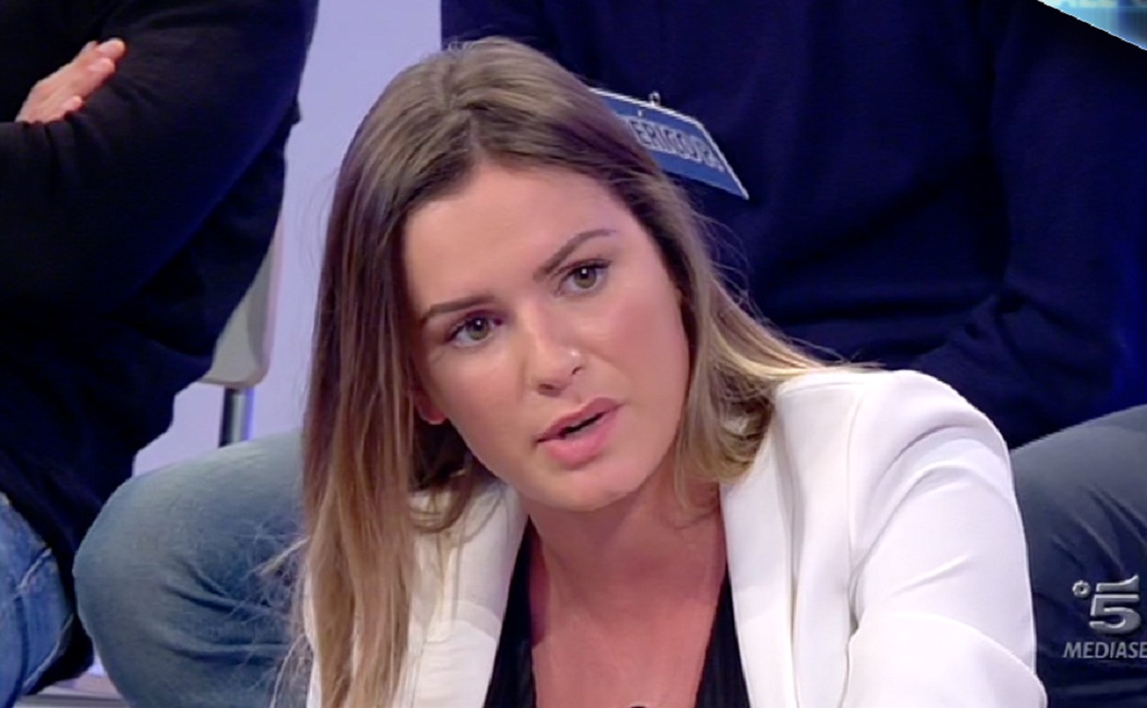 Uomini e Donne, Marta Pasqualato mostra a Nicolò Brigante i messaggi Whatsapp. Ma non basta...