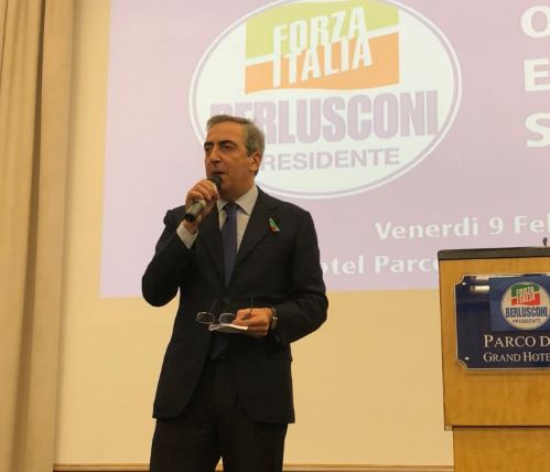 Forza Italia, Maurizio Gasparri: "Più soldi alle forze dell'ordine, zero ai clandestini"