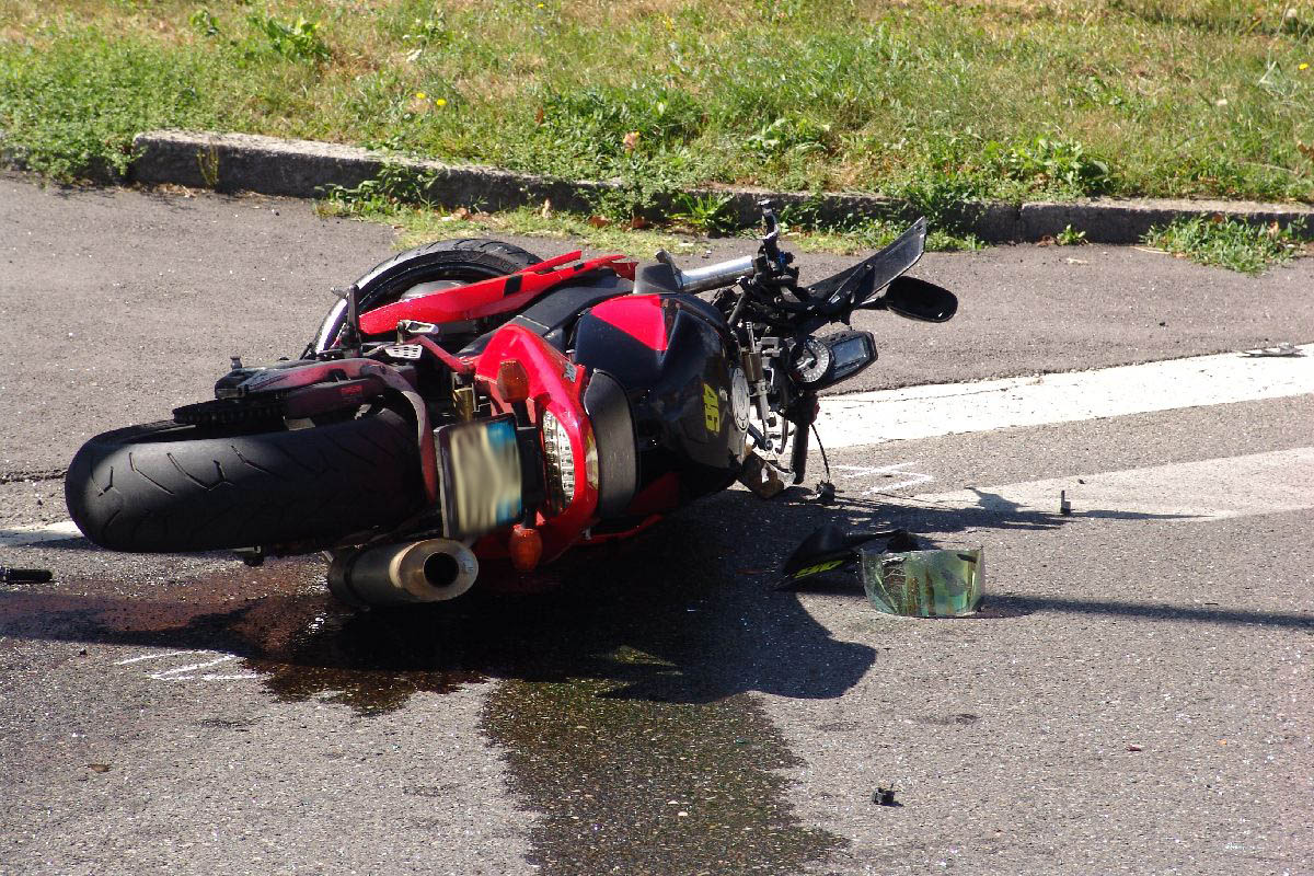 Fingeva incidente moto
