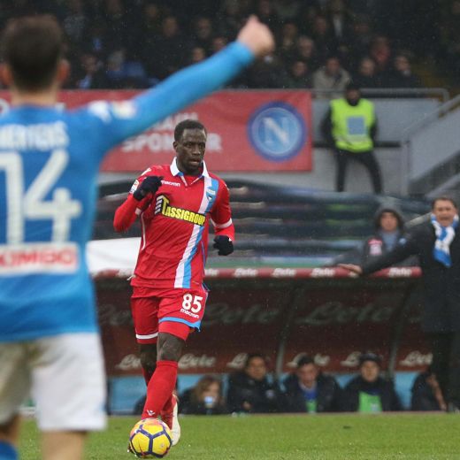 Napoli-Spal 1-0 highlights, pagelle. Allan video gol, Hamsik annullato con VAR