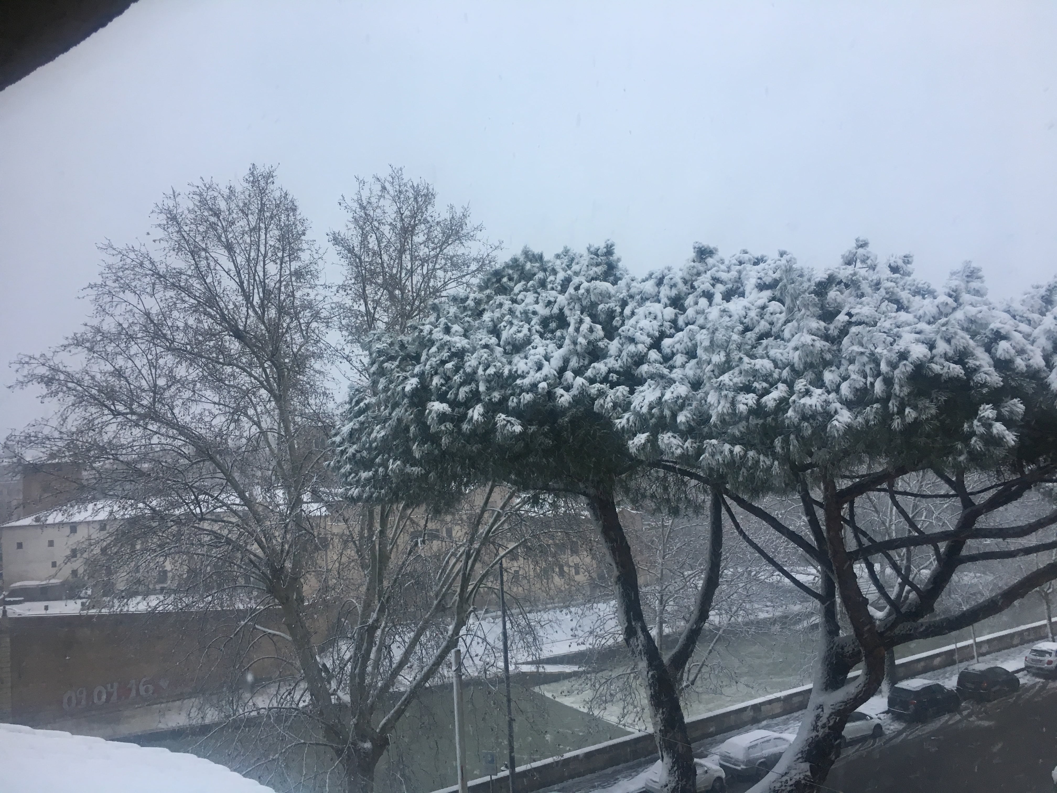 Nevica a Roma come previsto,per una volta, da meteo e Comune