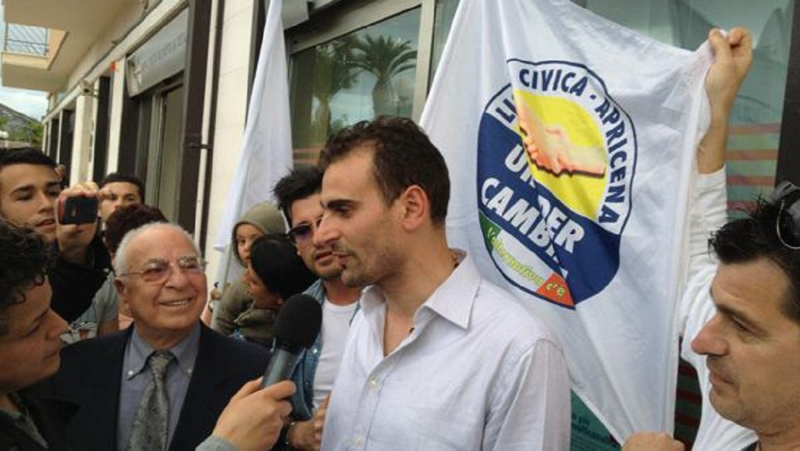 Apricena (Foggia): bomba carta davanti casa del sindaco Antonio Potenza