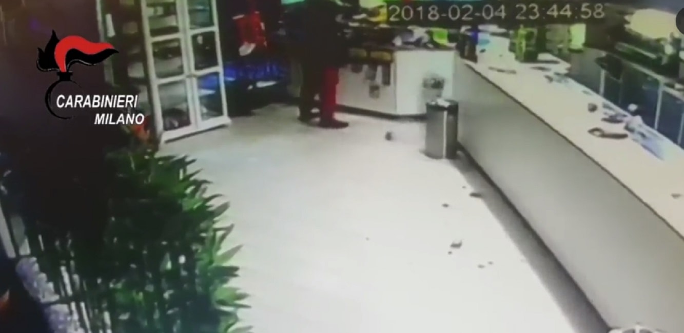 Segrate (Milano), rapina al sushi bar con coltellata: arrestati due pregiudicati italiani