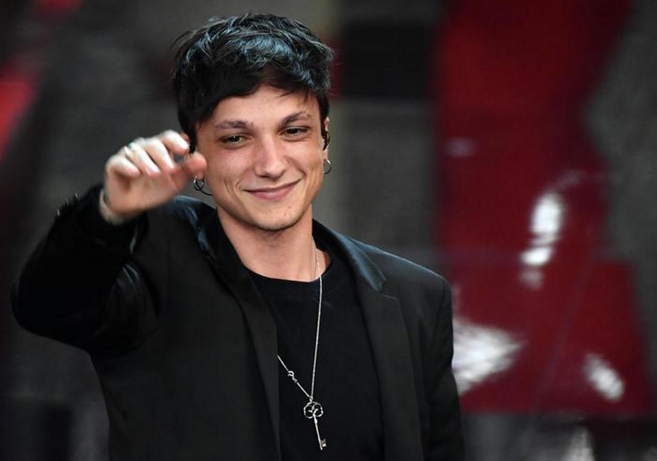 Festival di Sanremo 2018, Ultimo vince tra le Nuove Proposte. Premio critica a Mirkoeilcane