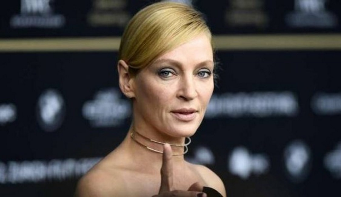 Uma Thurman accusa Harvey Weinstein: "Mi sbattè sul letto e..."