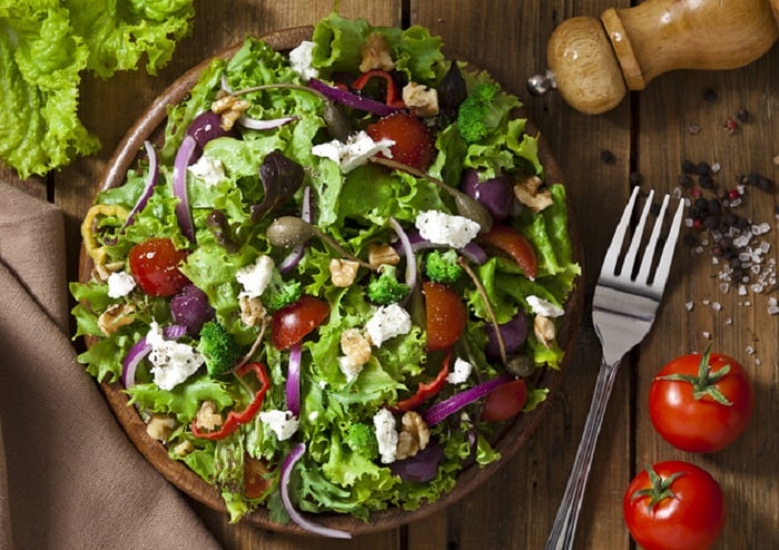 Eurispes, finalmente una buona notizia: meno pasdaran cibo, vegani stretti solo 1% (era il 3%)