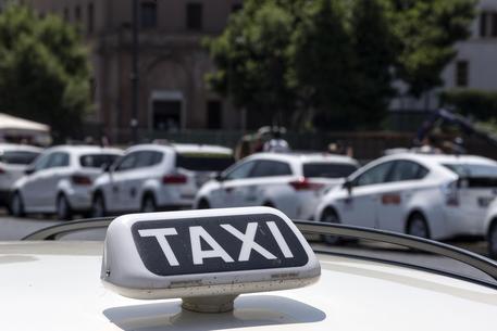 Wba: Evans, Bally, Livermore e Myhill rubano taxi a Barcellona