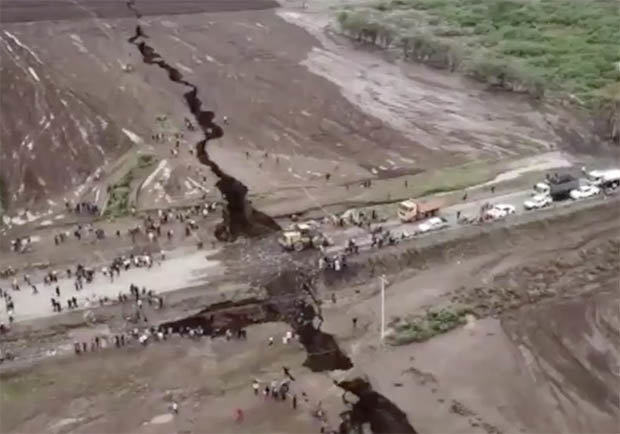 Kenya, enorme faglia
