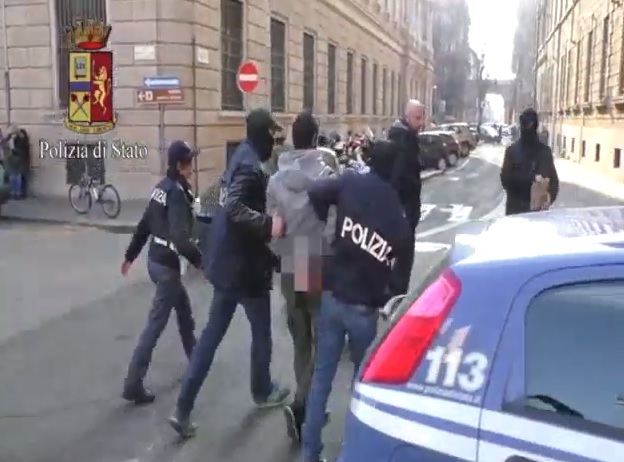 video arresto Elmahdi Halili