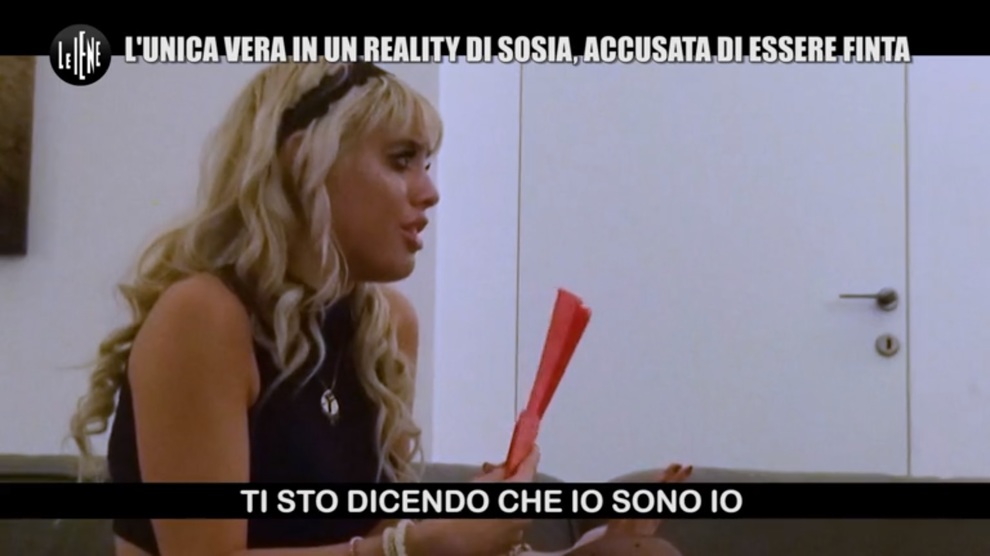 asia valente scherzo le iene