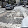 Roma, strada dissestata