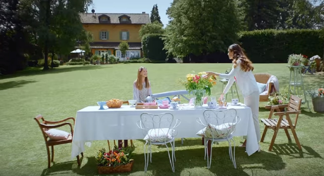 Buondì Motta, lo spot con l'asteroide