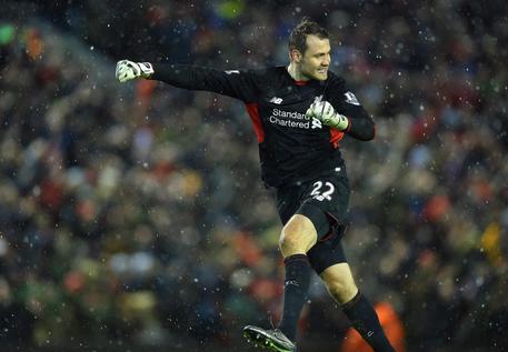 Calciomercato Napoli: Leno, Perin, Mignolet e Meret in corsa